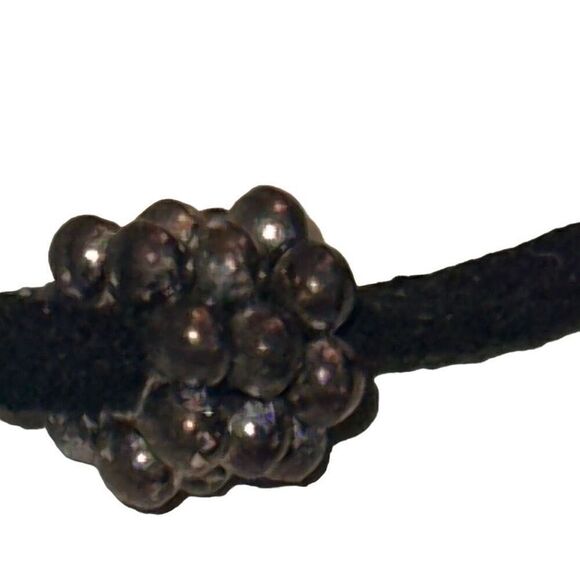 "New" Handmade Black Single Strand Toggle Clasp Station Necklace Ladies OS - Picture 7 of 9